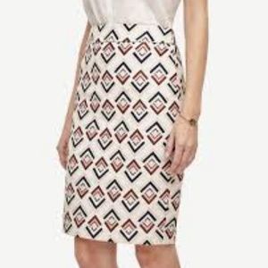 Ann Taylor 16 geometric career pencil skirt